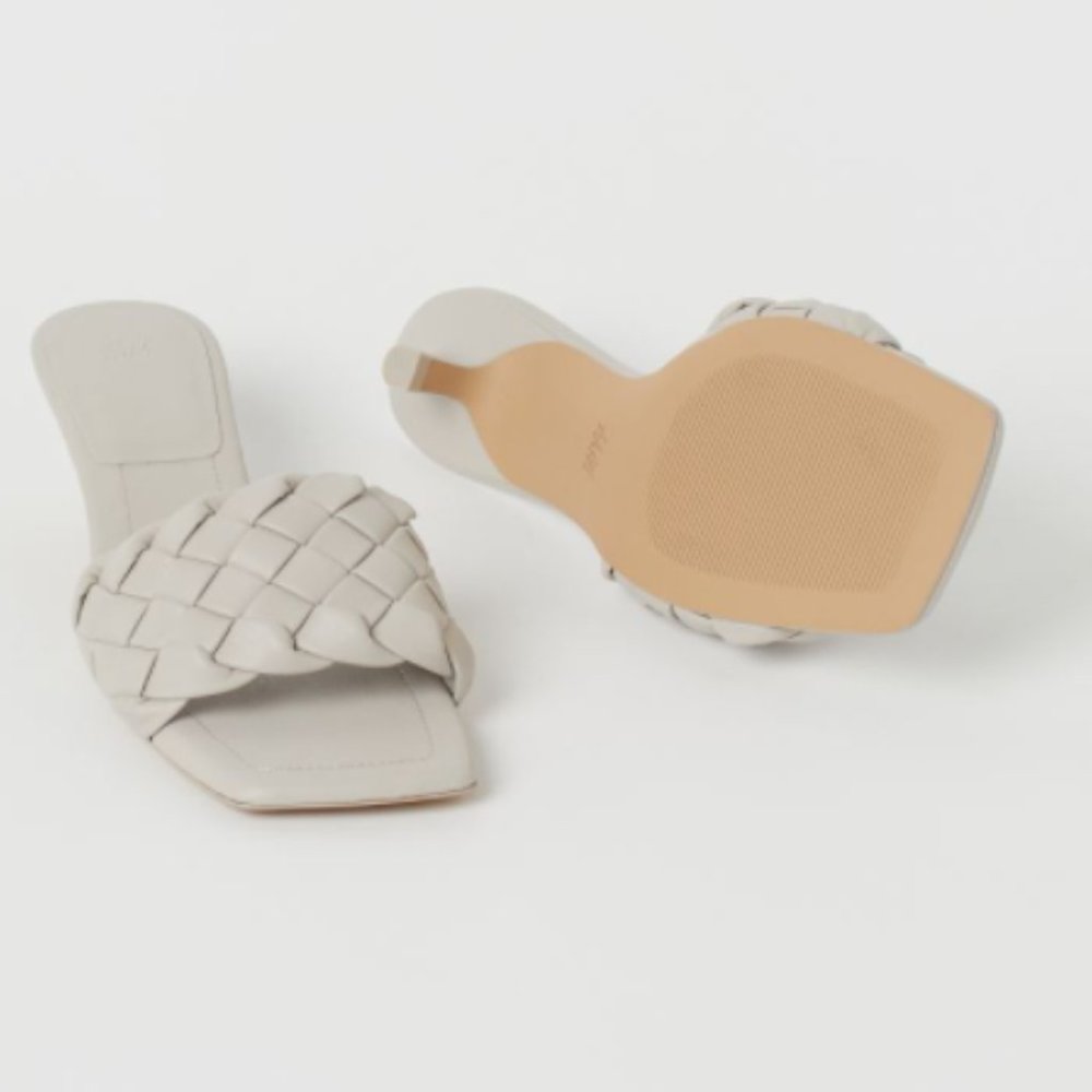 Slip On Heel - Picture 3 of 3